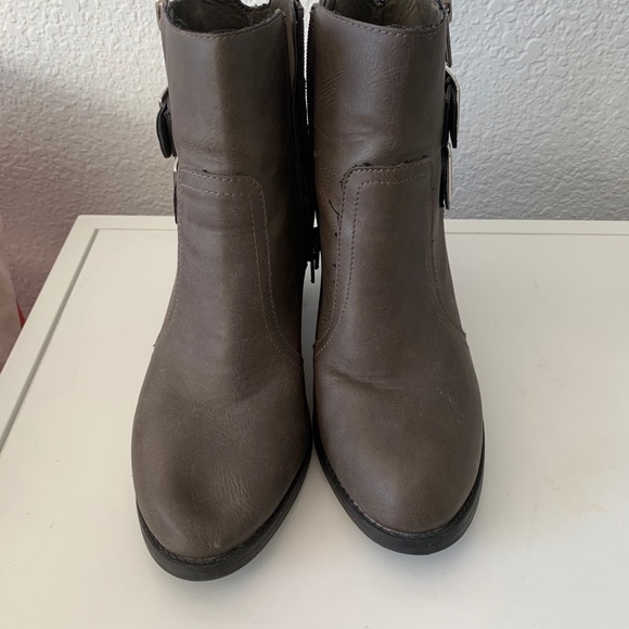 Booties - Picture 3 of 3